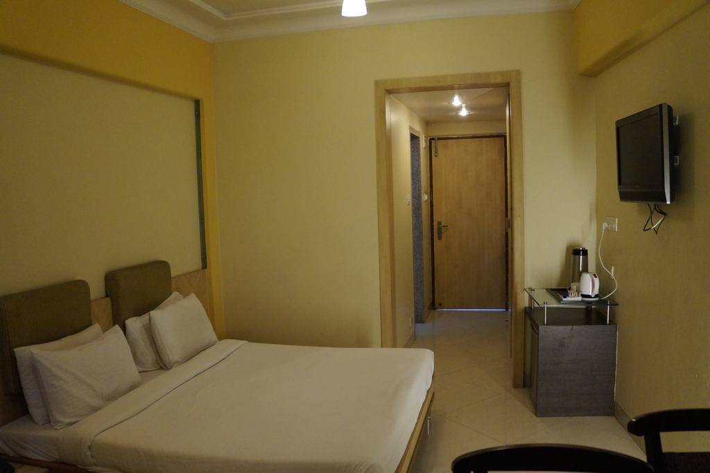 Deluxe Double Room,711151138:JPEG