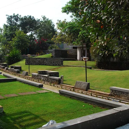 Manas Resort With Petting Zoo, Igatpuri-2